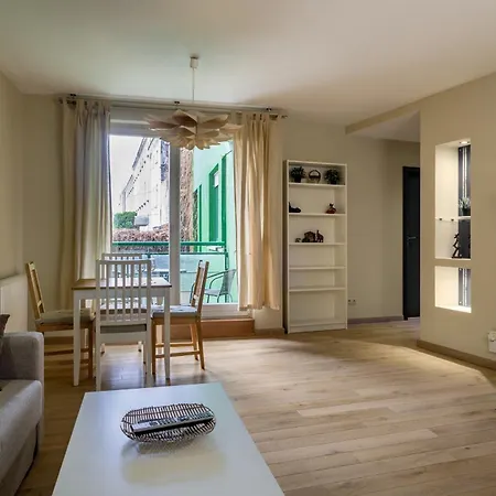 Rentplanet - Borowska Apartmán