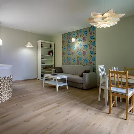 Rentplanet - Borowska Apartmán