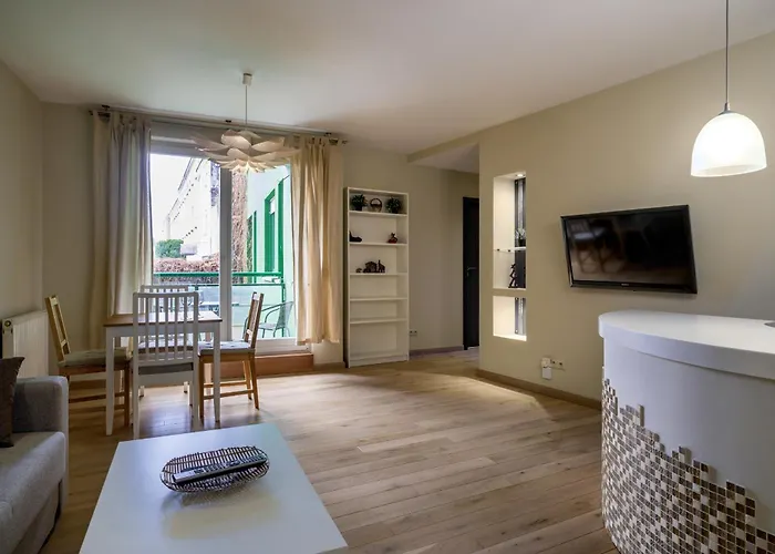 Rentplanet - Borowska Vratislav